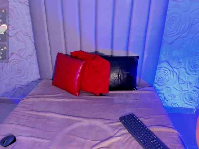 LyaDubois webcam