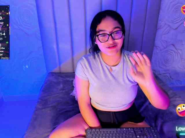 LyaDubois webcam
