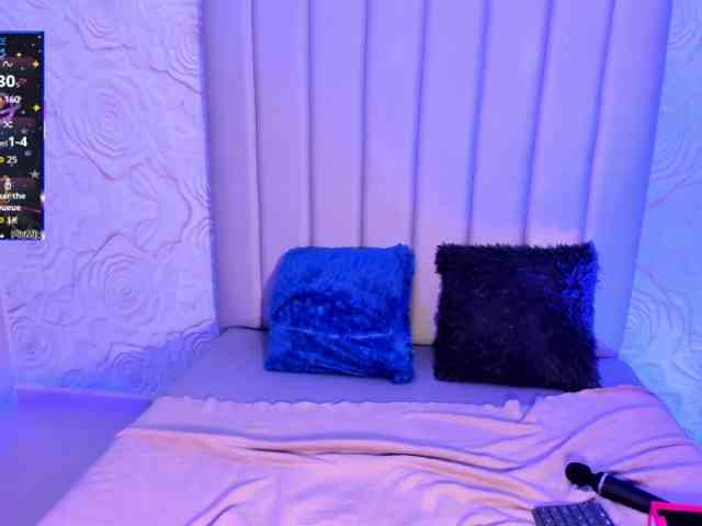 LyaDubois webcam