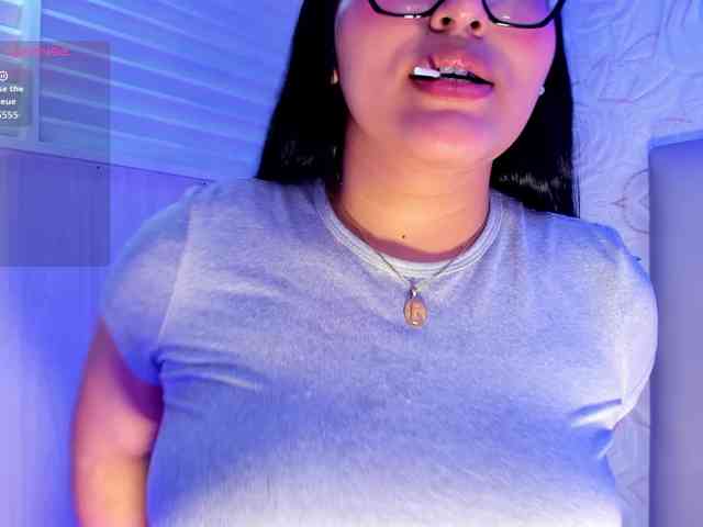 LyaDubois webcam