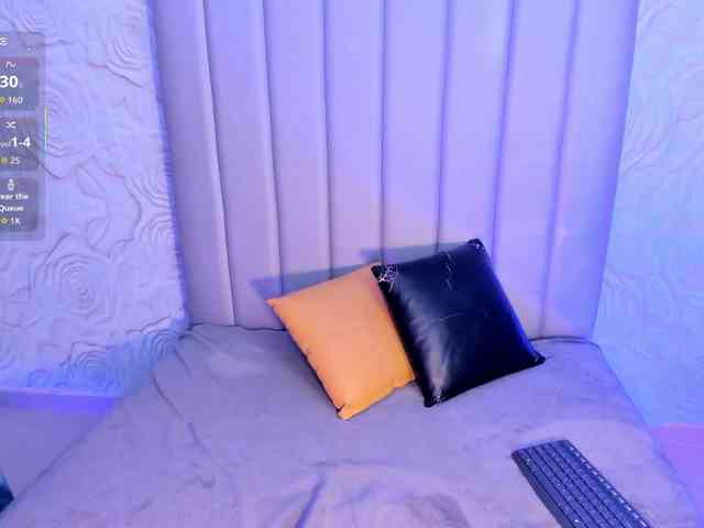 LyaDubois webcam
