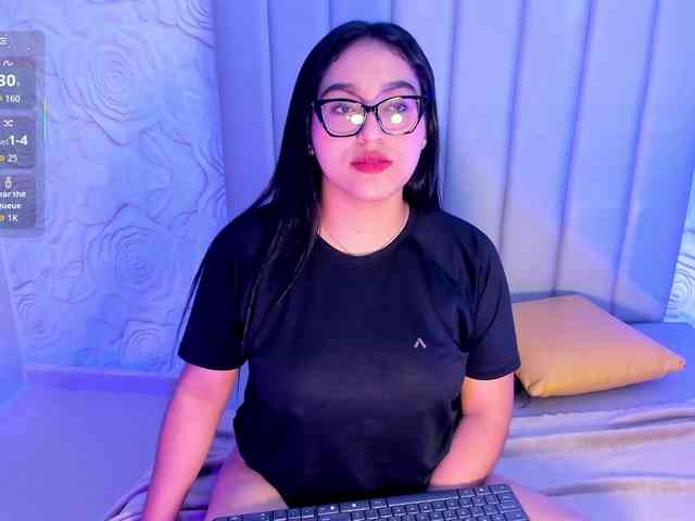 LyaDubois webcam