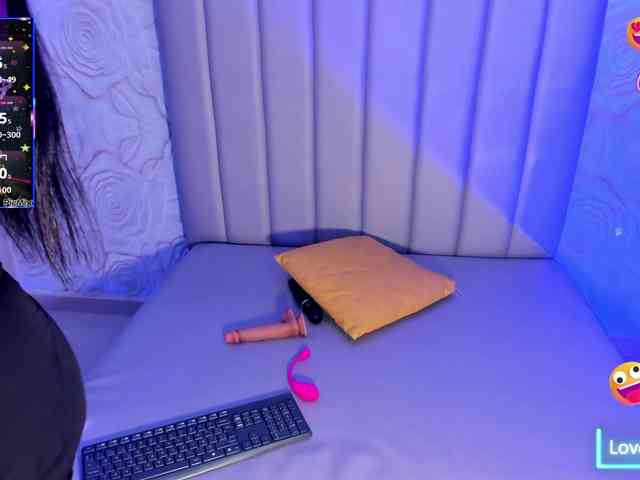 LyaDubois webcam