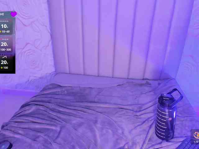 LyaDubois webcam