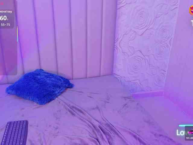 LyaDubois webcam