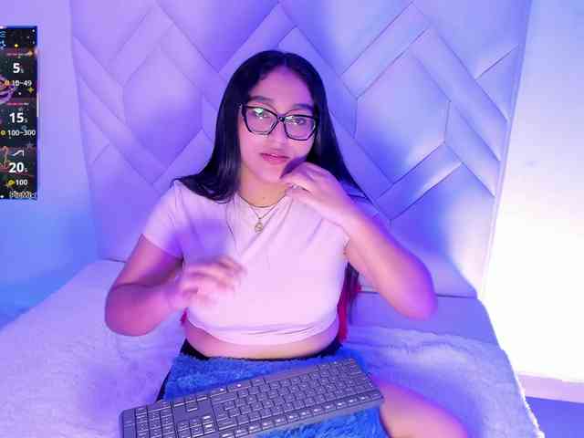 LyaDubois webcam