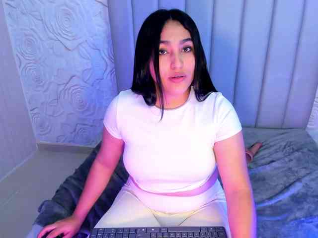 LyaDubois webcam