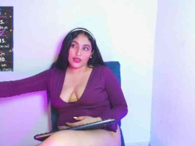 LyaDubois webcam