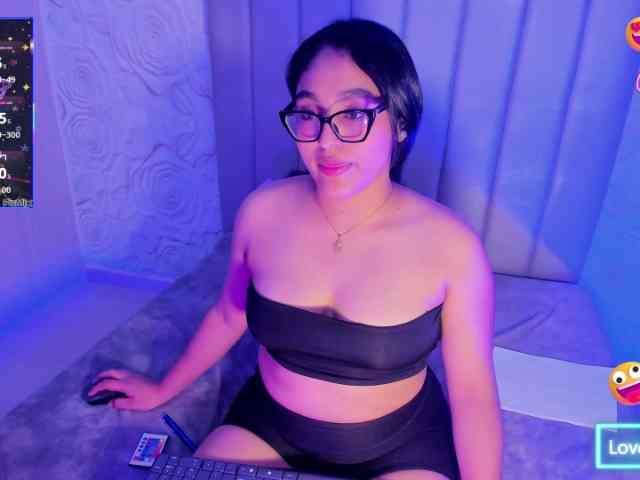 LyaDubois webcam