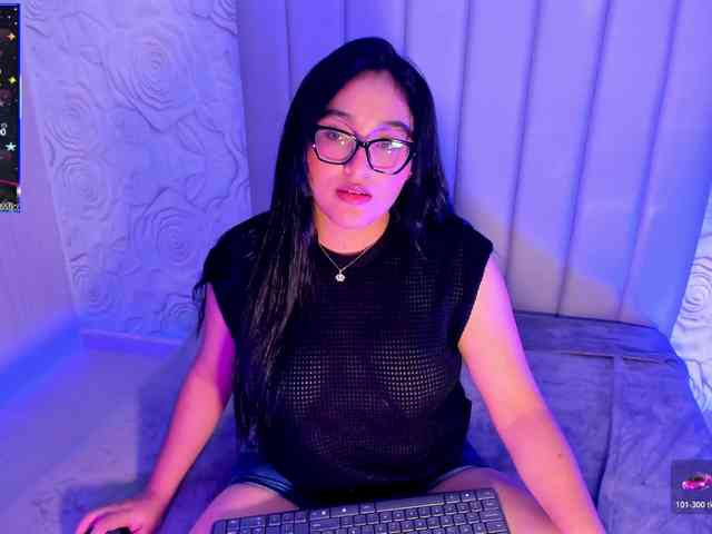 LyaDubois webcam