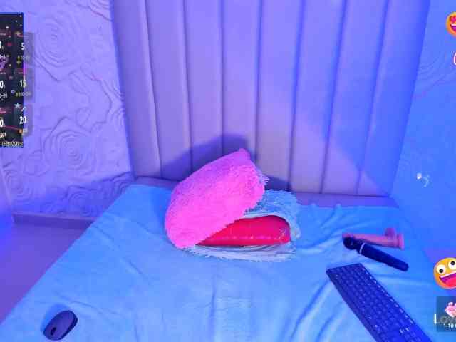 LyaDubois webcam
