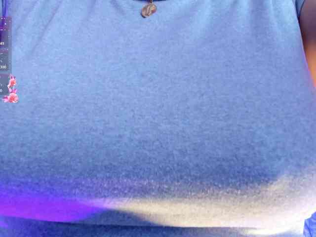 LyaDubois webcam