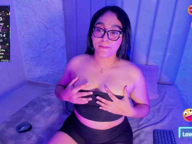 LyaDubois webcam