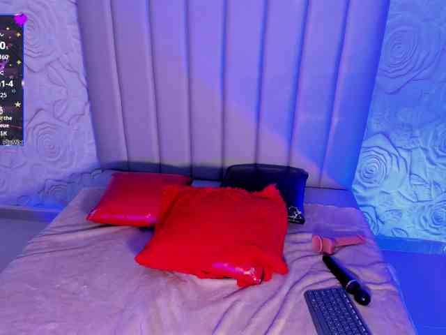 LyaDubois webcam