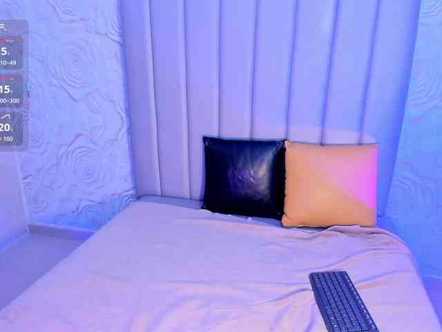 LyaDubois webcam