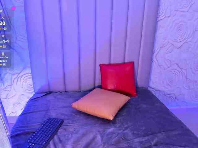 LyaDubois webcam