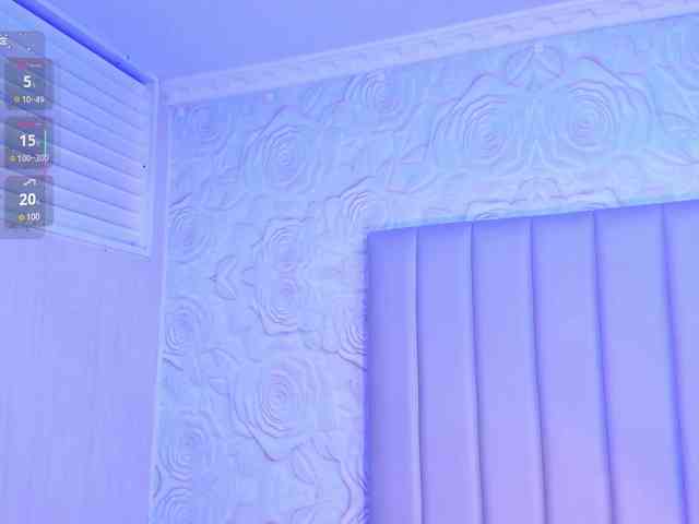 LyaDubois webcam