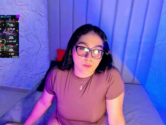 LyaDubois webcam