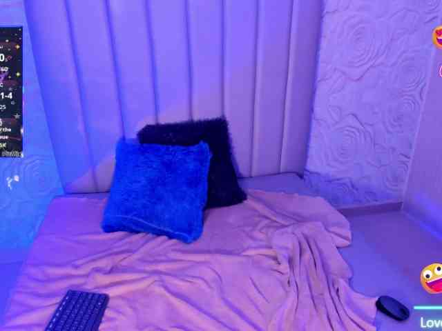 LyaDubois webcam