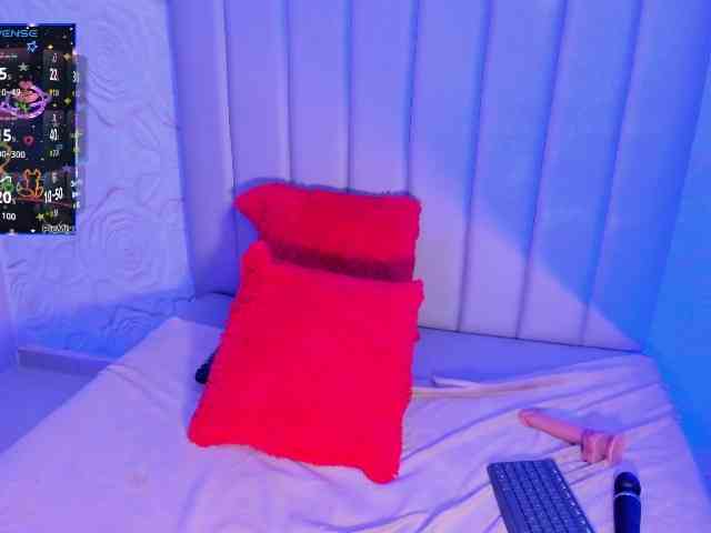 LyaDubois webcam