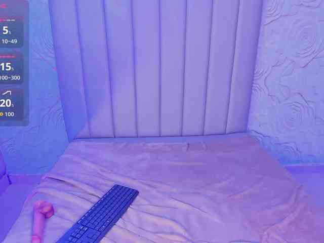 LyaDubois webcam