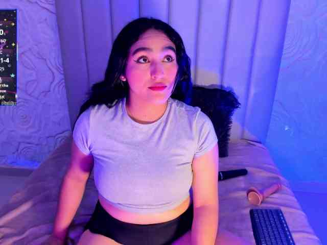 LyaDubois webcam