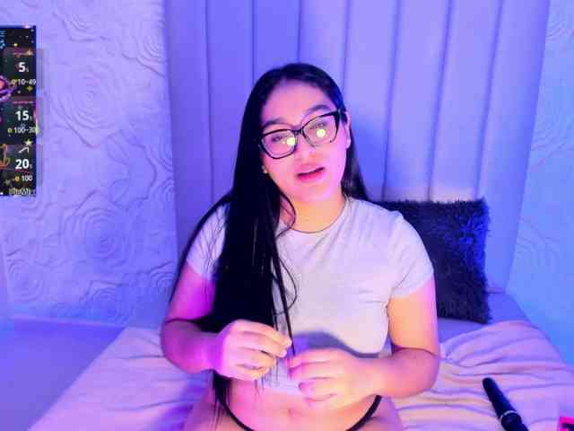 LyaDubois webcam