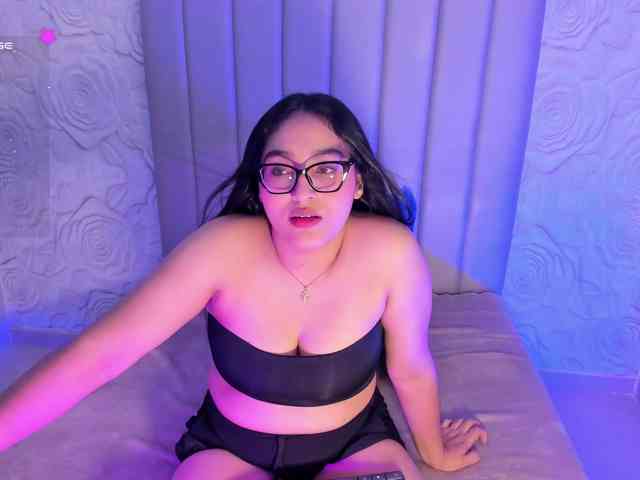 LyaDubois webcam