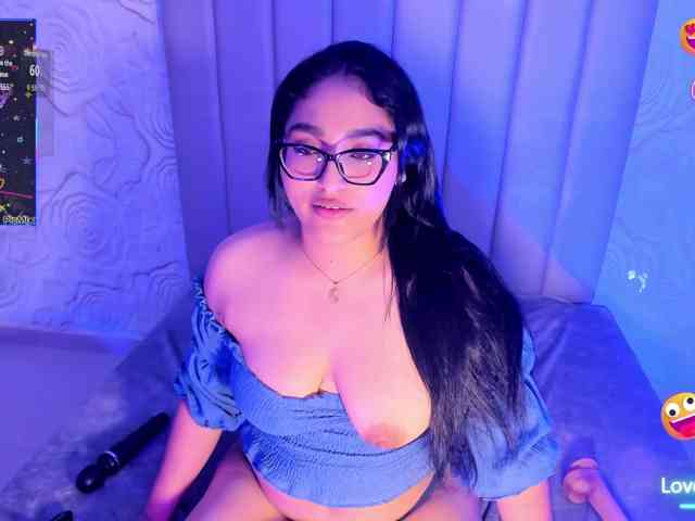 LyaDubois webcam