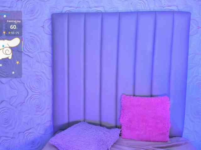 LyaDubois webcam
