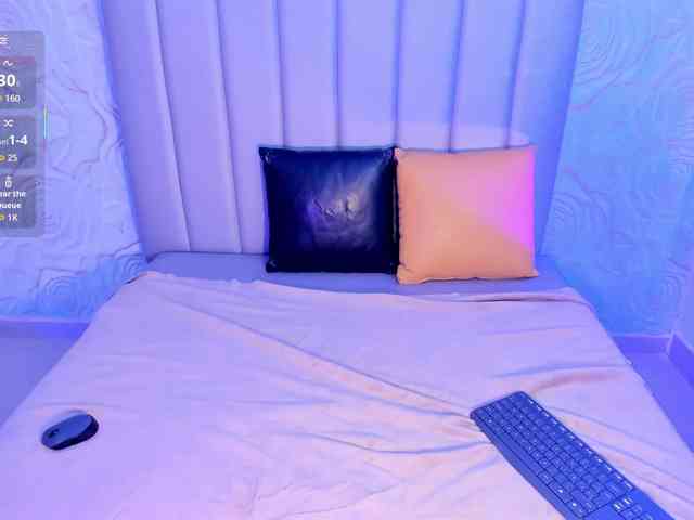 LyaDubois webcam
