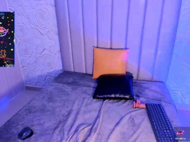 LyaDubois webcam