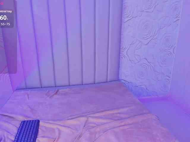 LyaDubois webcam