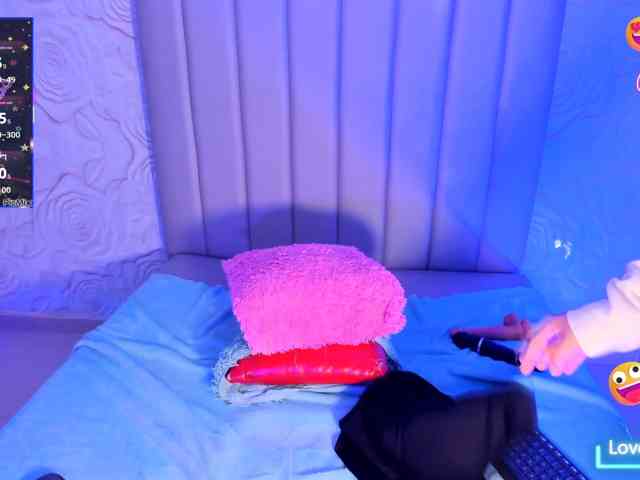 LyaDubois webcam