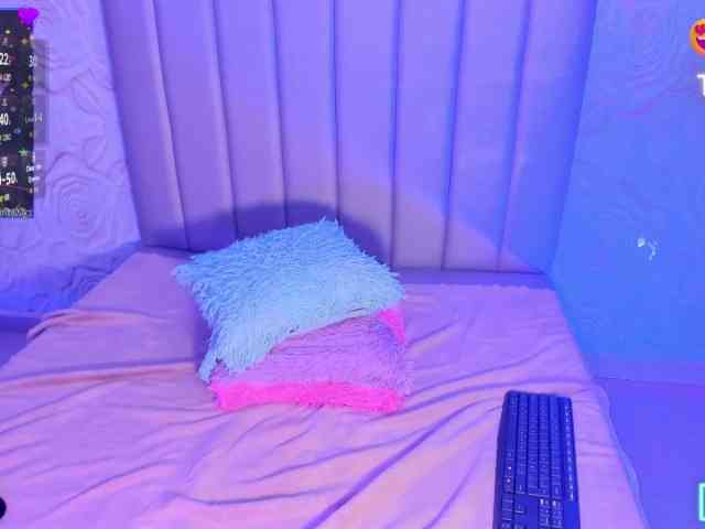 LyaDubois webcam