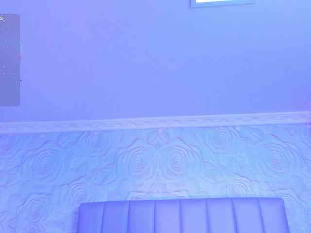LyaDubois webcam