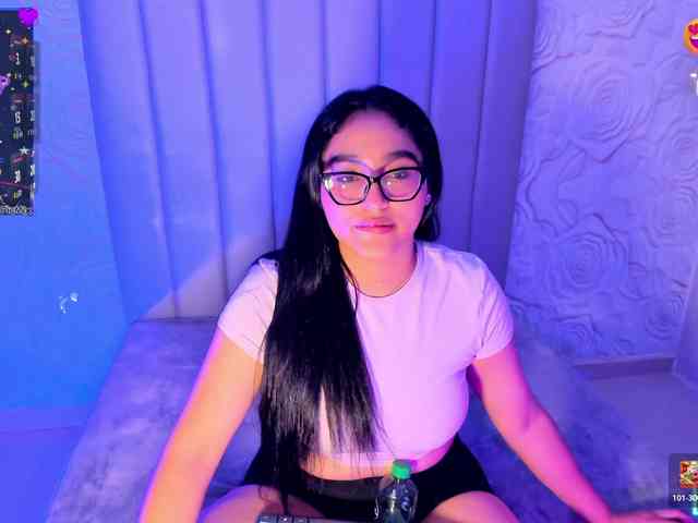 LyaDubois webcam