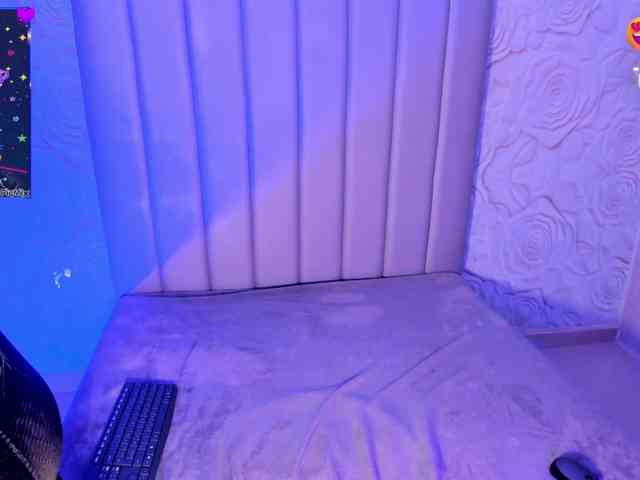 LyaDubois webcam