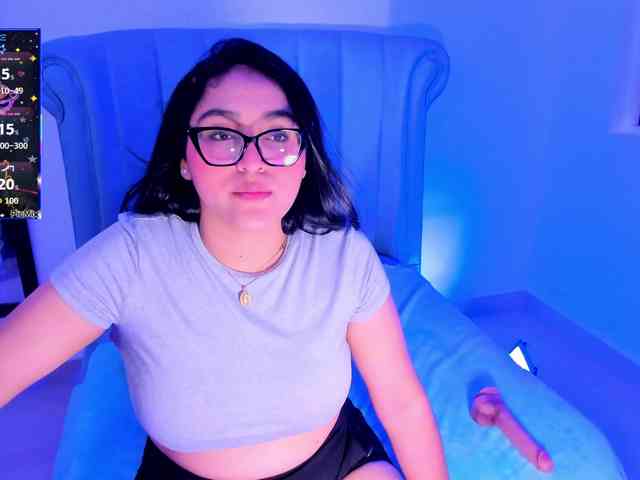 LyaDubois webcam
