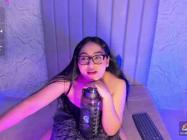 LyaDubois webcam