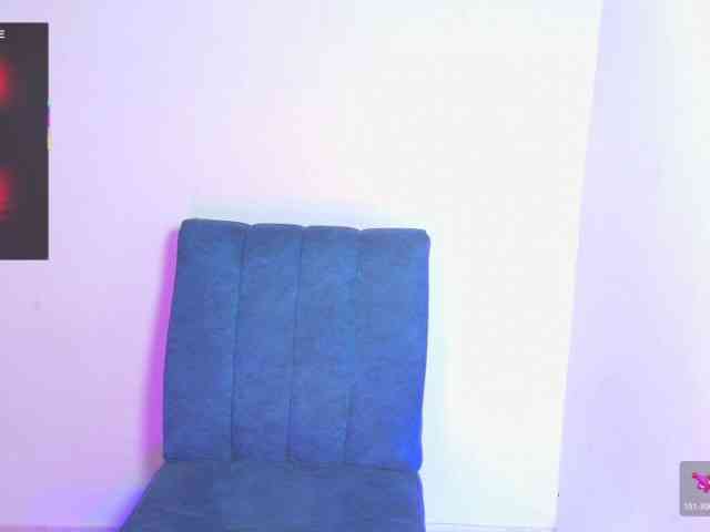LyaDubois webcam