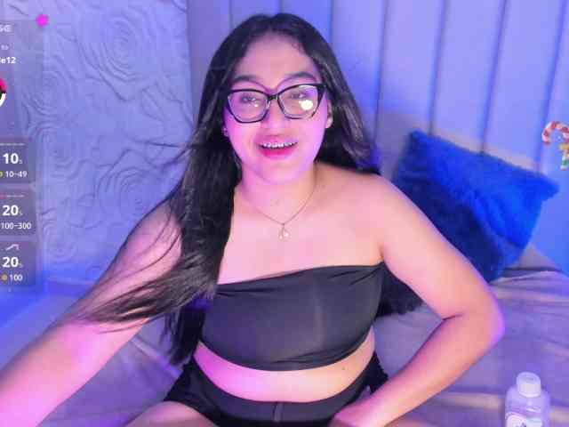 LyaDubois webcam
