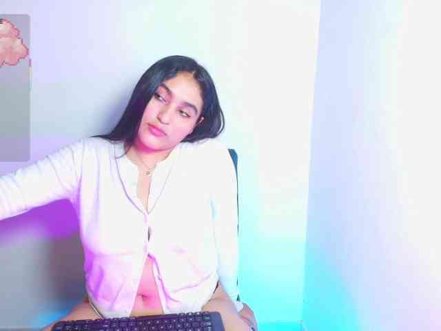 LyaDubois webcam