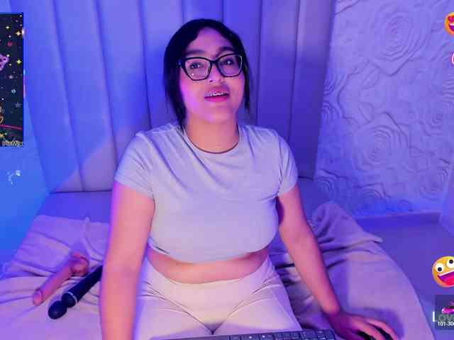 LyaDubois webcam