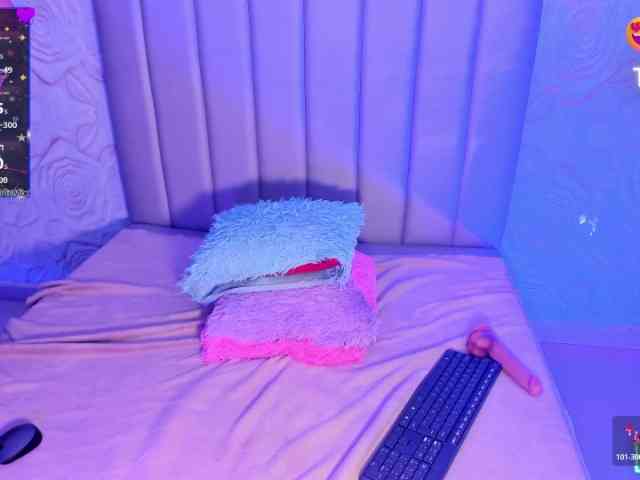 LyaDubois webcam