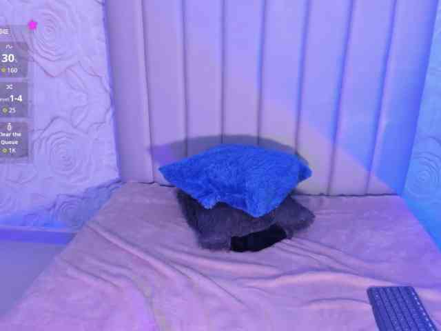 LyaDubois webcam