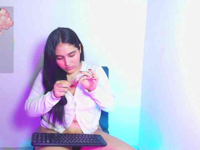 LyaDubois webcam