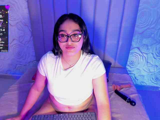 LyaDubois webcam
