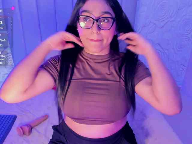 LyaDubois webcam