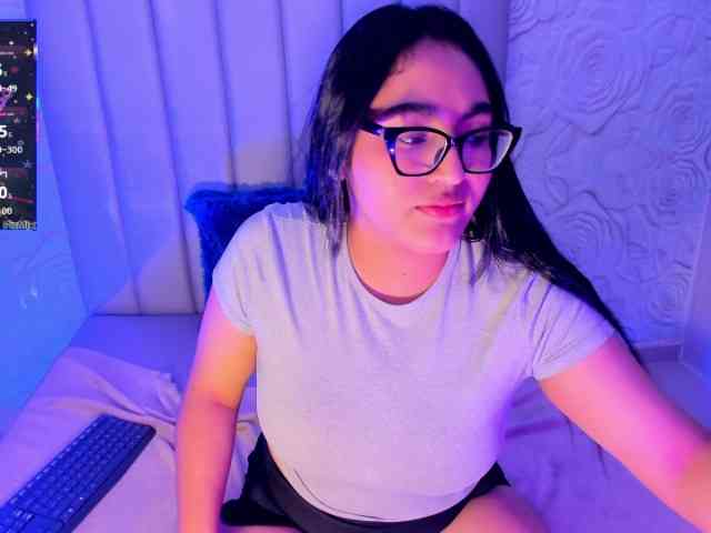 LyaDubois webcam
